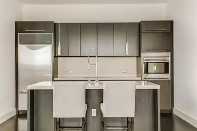 2200 Victory Avenue #707, Dallas, TX 75219 - Photo 11