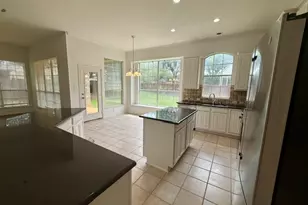 105 Edinburgh Ct, Highland Village, TX 75077 - Photo 11