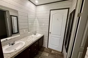 145 Adalida Ln, Springtown, TX 76082 - Photo 15