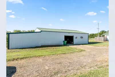 6338 Fm 933, Blum, TX 76627 - Photo 25