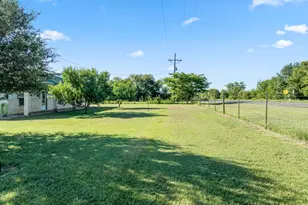 6338 Fm 933, Blum, TX 76627 - Photo 19