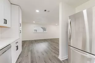 505 W Linden St, Ennis, TX 75119 - Photo 11