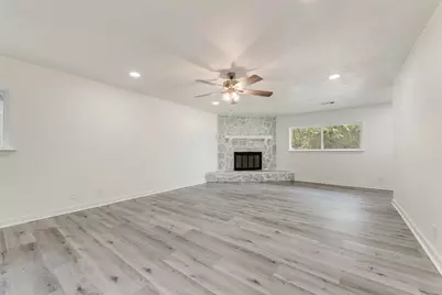 505 W Linden Street, Ennis, TX 75119 - Photo 7