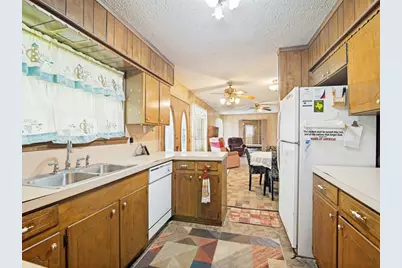 1081 Wright Street, Terrell, TX 75160 - Photo 11