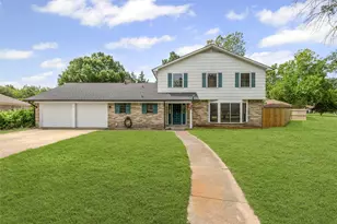 2820 Bois D'Arc St, Commerce, TX 75428 - Photo 1