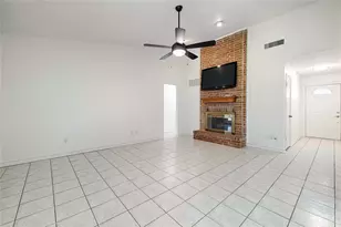 2511 Via Avenida, Carrollton, TX 75006 - Photo 5