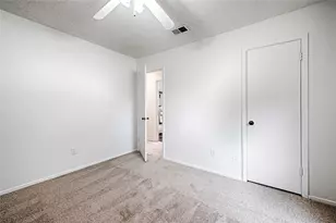 2511 Via Avenida, Carrollton, TX 75006 - Photo 17