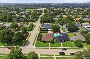 2001 Espinosa Dr, Carrollton, TX 75010 - Photo 27