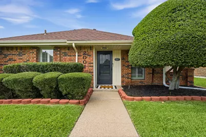 2001 Espinosa Drive, Carrollton, TX 75010 - Photo 3