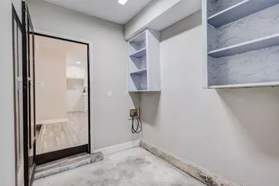 305 Hensley Drive, Grand Prairie, TX 75050 - Photo 15