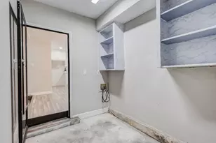 305 Hensley Dr, Grand Prairie, TX 75050 - Photo 15