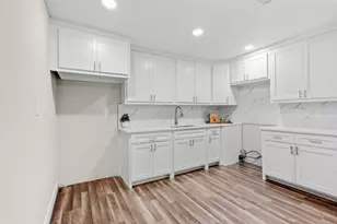 305 Hensley Dr, Grand Prairie, TX 75050 - Photo 13