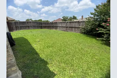 2806 Harpers Ferry Lane, Garland, TX 75043 - Photo 17