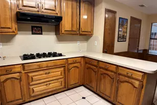 2806 Harpers Ferry Ln, Garland, TX 75043 - Photo 3