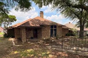 2806 Harpers Ferry Ln, Garland, TX 75043 - Photo 1