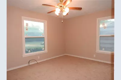 3226 San Medina Avenue, Dallas, TX 75228 - Photo 9