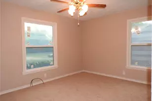 3226 San Medina Ave, Dallas, TX 75228 - Photo 9