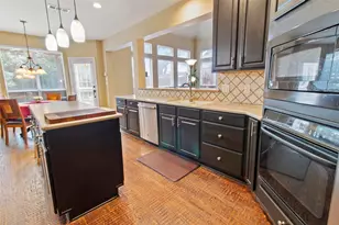 3705 Glenshannon Ln, Flower Mound, TX 75022 - Photo 11