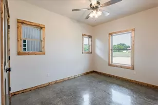 31 Maverick Loop, Lipan, TX 76462 - Photo 11