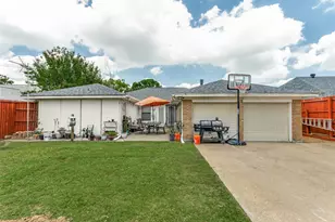 106 E Apollo Rd, Garland, TX 75040 - Photo 25