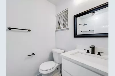 10039 Shadyview Drive, Dallas, TX 75238 - Photo 17
