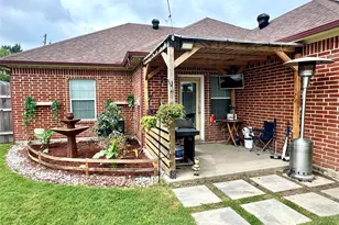 703 Perry Ave, Waxahachie, TX 75165 - Photo 15