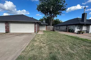 6320 Holiday Ln, North Richland Hills, TX 76182 - Photo 1