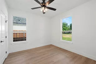 115 Dennis Dr, Azle, TX 76020 - Photo 21