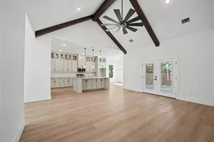 115 Dennis Dr, Azle, TX 76020 - Photo 9