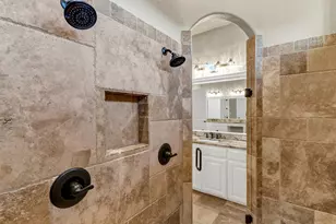 701 Milton Ct, Granbury, TX 76048 - Photo 19