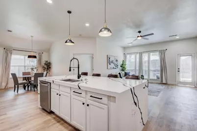 809 Camellia Court, DeSoto, TX 75115 - Photo 11