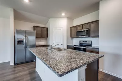 808 Saddle Horn Way, Royse City, TX 75189 - Photo 11