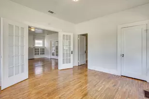 2505 Lipscomb St, Fort Worth, TX 76110 - Photo 13