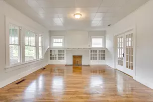 2505 Lipscomb St, Fort Worth, TX 76110 - Photo 9