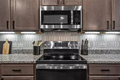 11200 Pallasite Court, Lorena, TX 76655 - Photo 9
