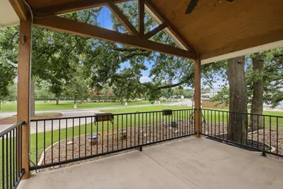 104 Kiowa Drive W, Lake Kiowa, TX 76240 - Photo 27