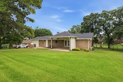 104 Kiowa Drive W, Lake Kiowa, TX 76240 - Photo 33