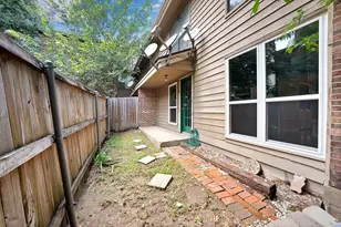 5750 Phoenix Dr, Dallas, TX 75231 - Photo 25