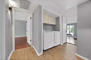 5750 Phoenix Dr, Dallas, TX 75231 - Photo 13