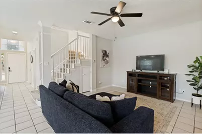 8714 Saddlehorn Drive, Irving, TX 75063 - Photo 3