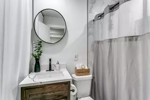 708 Oakwood Dr, Euless, TX 76040 - Photo 21