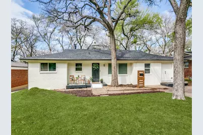 708 Oakwood Drive, Euless, TX 76040 - Photo 1