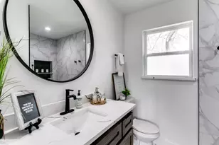 708 Oakwood Dr, Euless, TX 76040 - Photo 17