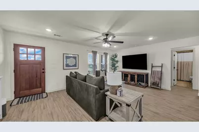 1025 Hereford Drive, Springtown, TX 76082 - Photo 5