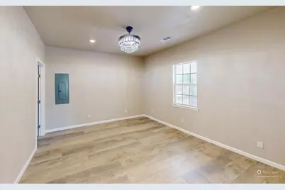 2209 Wellington Street, Greenville, TX 75401 - Photo 17