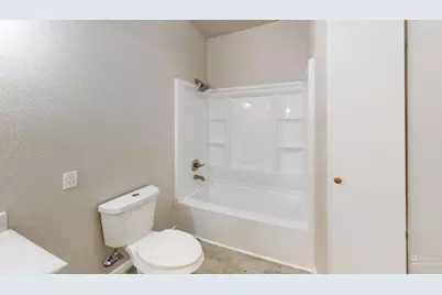 2209 Wellington Street, Greenville, TX 75401 - Photo 9