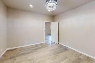 2209 Wellington St, Greenville, TX 75401 - Photo 13