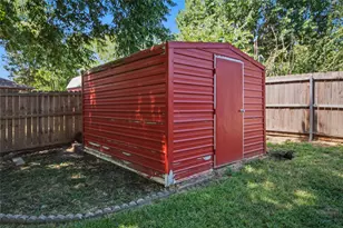 808 Hilltop Dr, Weatherford, TX 76086 - Photo 25