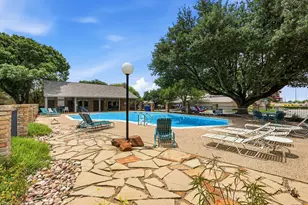 9624 Highland View Dr, Dallas, TX 75238 - Photo 17