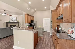 2510 Kodiak Cir, Euless, TX 76039 - Photo 9
